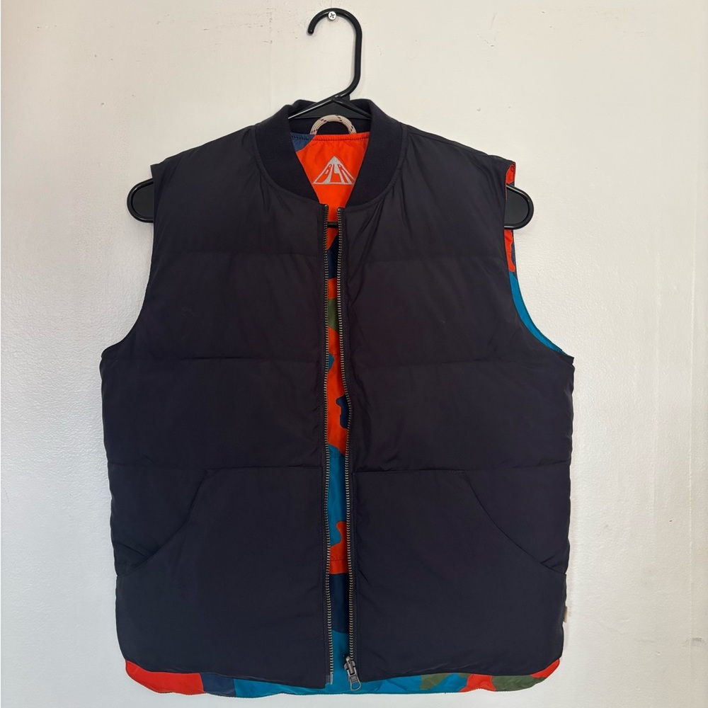 Bellerose Black Reversible Puffer Vest with Orange Lining